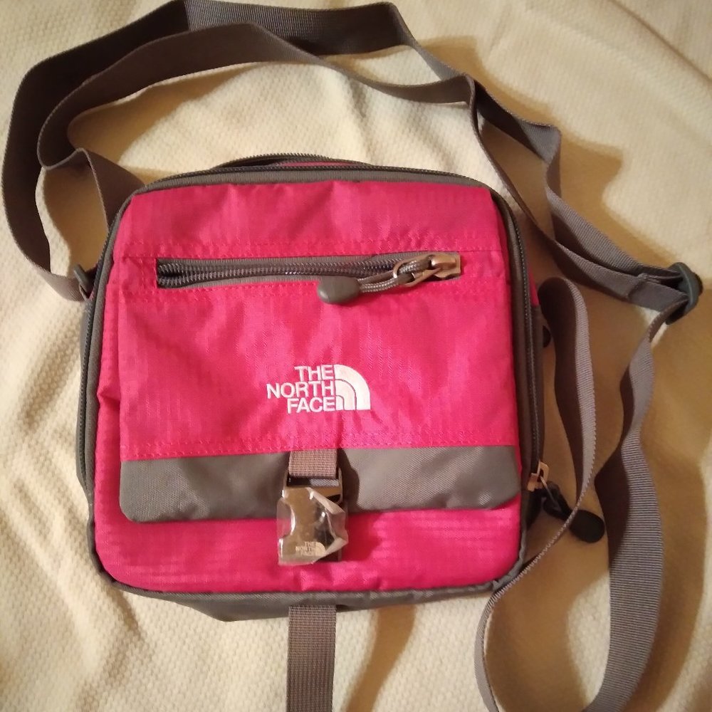 The North Face Pack/Purse